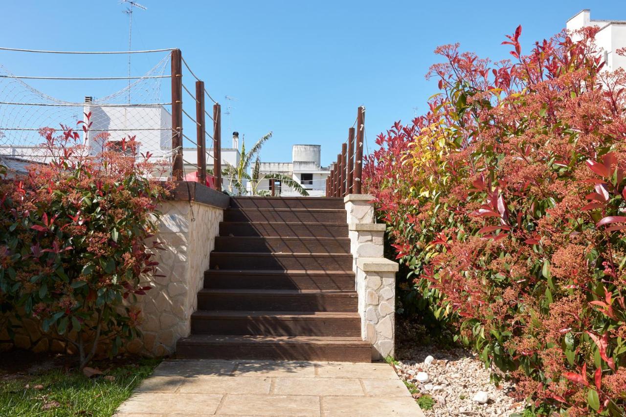 Hotel Il Giardino Di Flora - Piscina & Jacuzzi Lecce Exterior foto